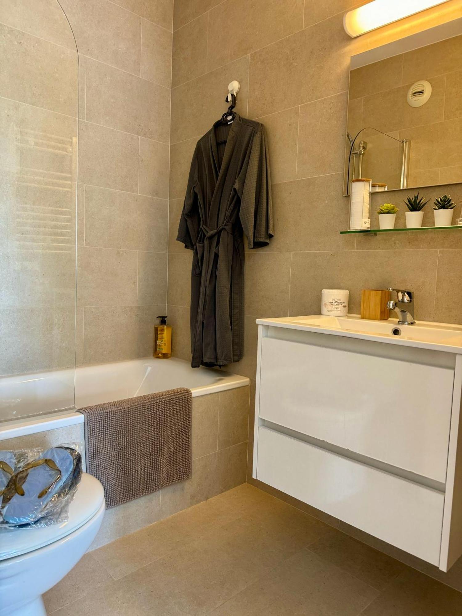 My Resid Appart Cannes Marina Vue Piscine Mandelieu La Napoule Ngoại thất bức ảnh